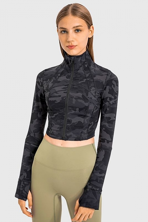 Kurze Sportliche Jacke Mit Elastischen Bündchen Kreuzworträtsel Damen Cropped Sportjacke Kurze Sportjacke FT033 - Activewear Sets